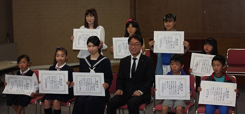 桜まつりスケッチ大会.jpg